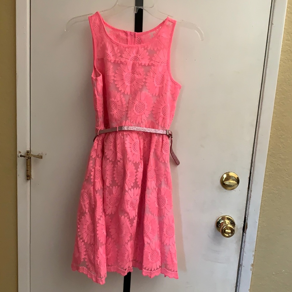 Pink Daisy Dress with sparkly belt. Good condition